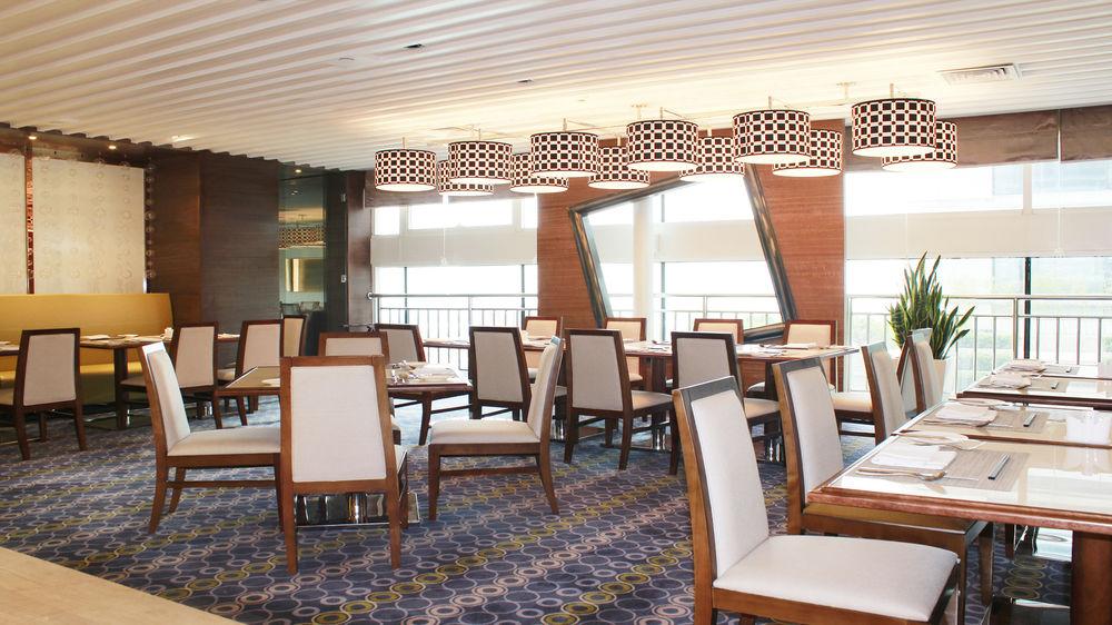 Holiday Inn Shijiazhuang Central By Ihg Экстерьер фото