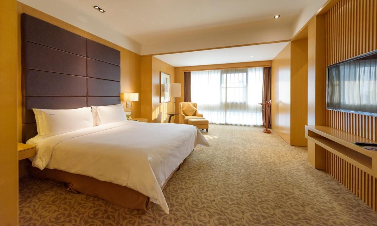 Holiday Inn Shijiazhuang Central By Ihg Экстерьер фото